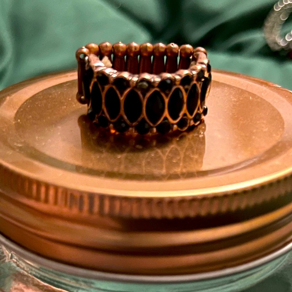 Paparazzi Rings- Stretchable band
All paparazzi Jewelry- 3 for $10
